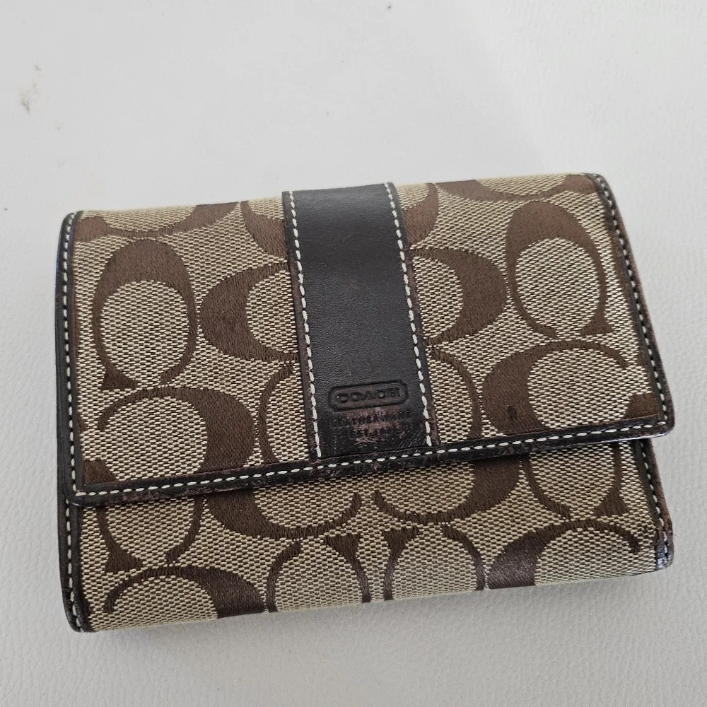 Vintage Coach Signature Canvas Leather Trim Trifold Brown Monogram Wallet - Picture 2 of 12